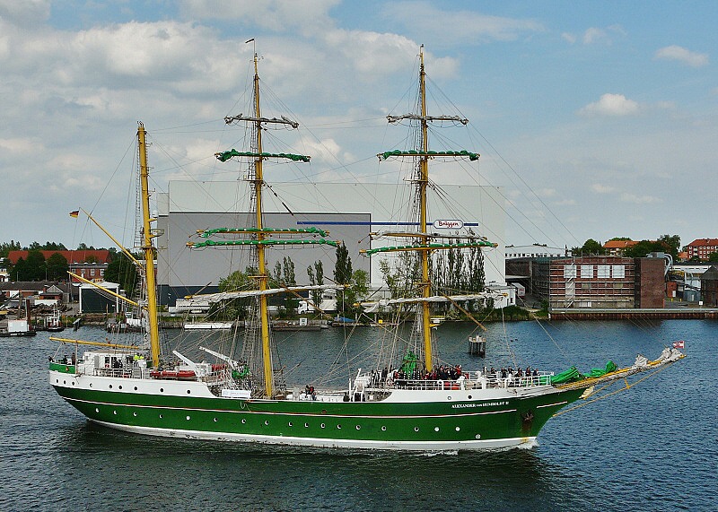  alexander von humboldt II 04 150529 16.35 NK 2