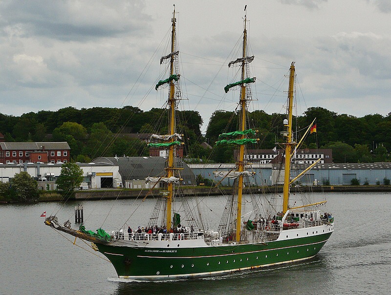  alexander von humboldt II 01 150601 14.45 NK 2