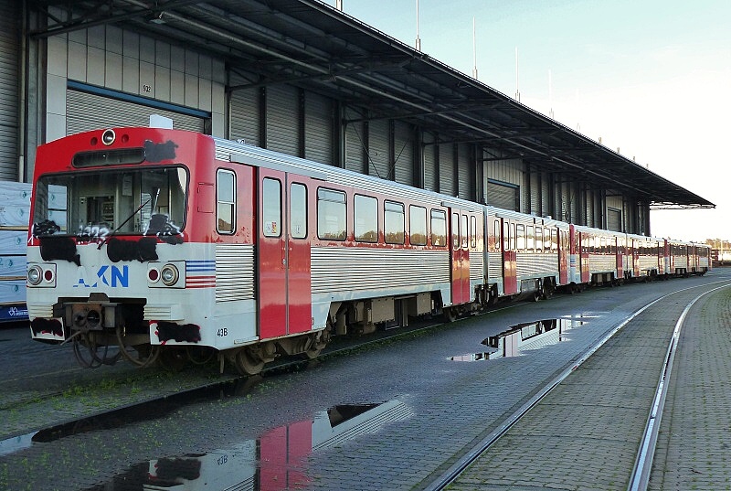  akn triebwagen 01 151123 14.00 Nordlandkai Halle 93 2